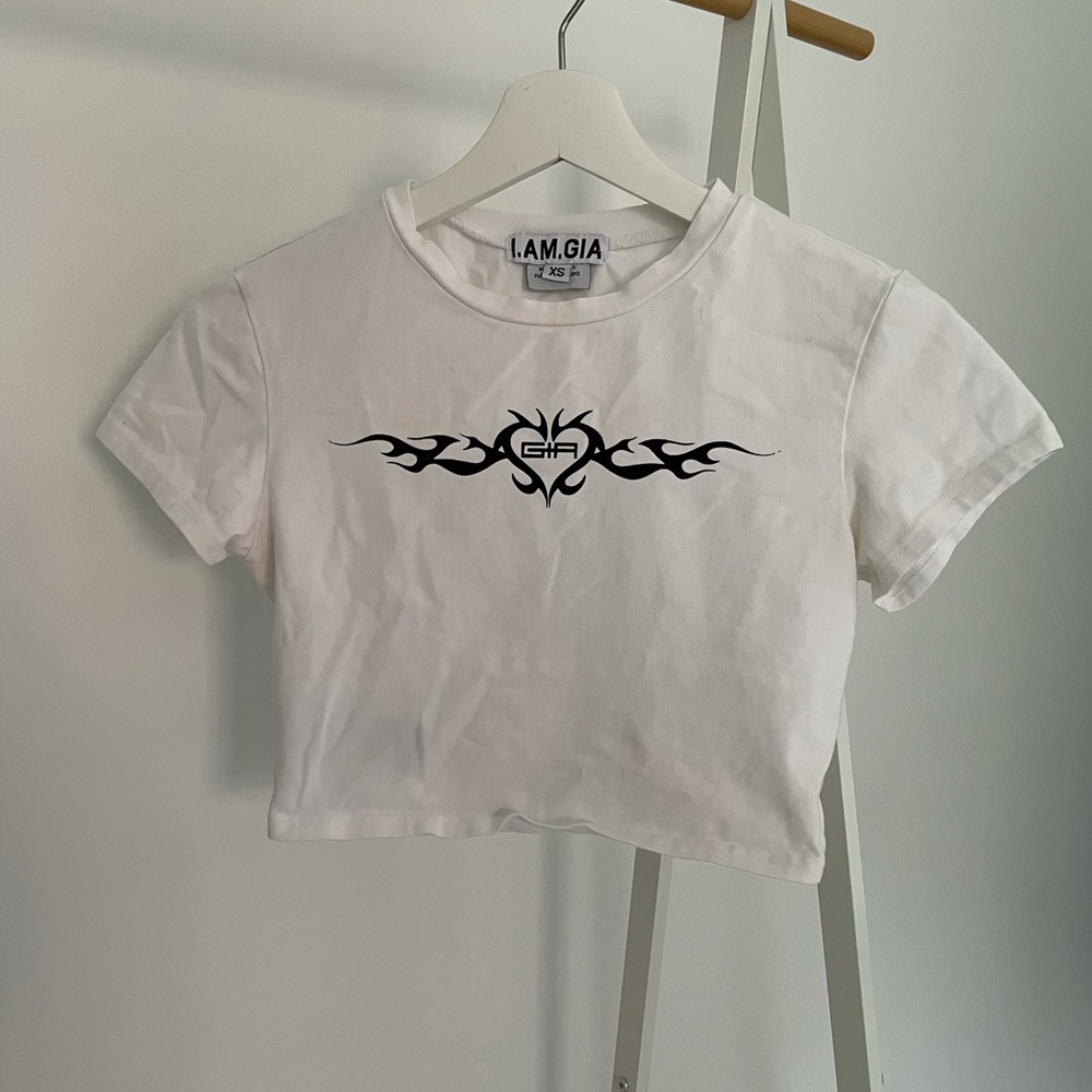 I.AM.GIA crop top